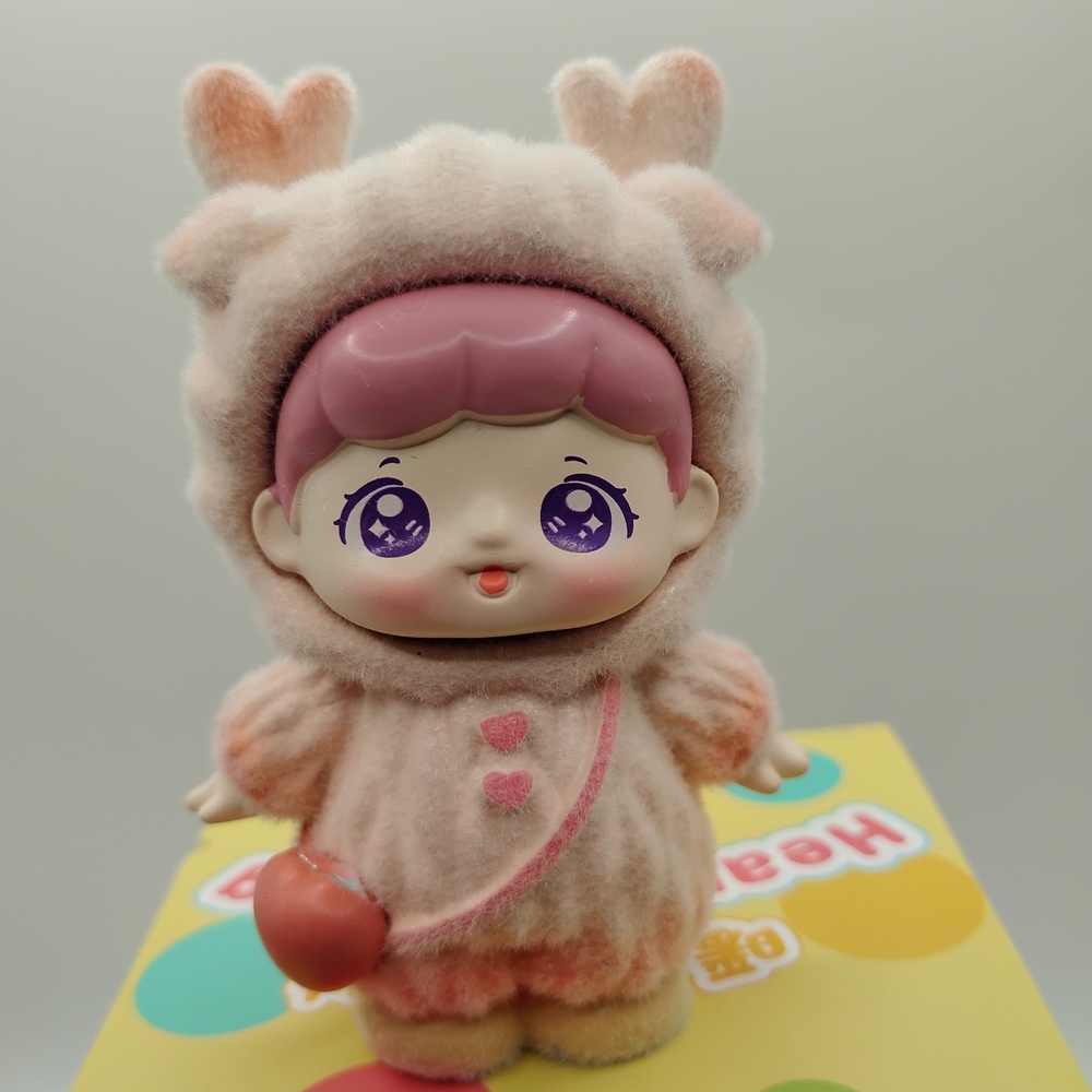 Heartwarming Party New Series Vinyl Figurine - Picture 4 of 4